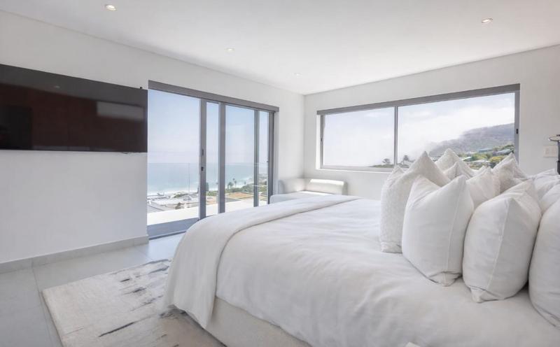 4 Bedroom Property for Sale in Llandudno Western Cape